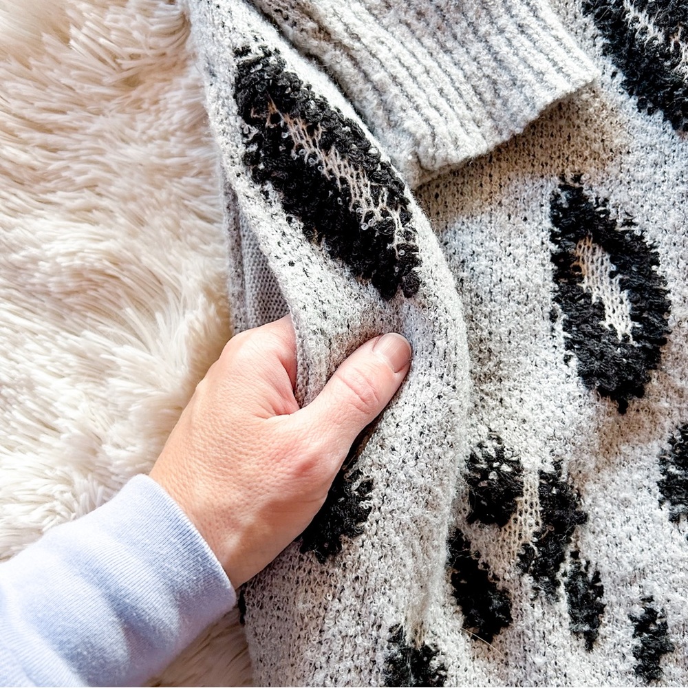 Leopard Cardigan - Picture 3 of 4